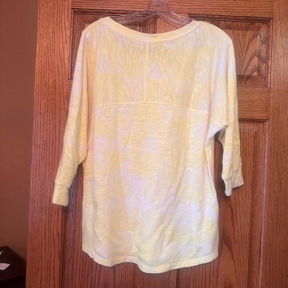 Sonoma yellow sweatshirt - Picture 2 of 3